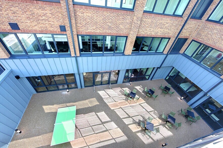 More Photos Of 145 London Rd, Kingston Upon Thames Office For Lease