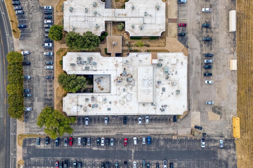 More Photos Of 8500 Shoal Creek Blvd, Austin Medical For Lease