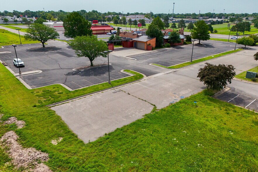 More Photos Of 2.8 +/- Acres on Central & Tyler, Wichita Land For Sale