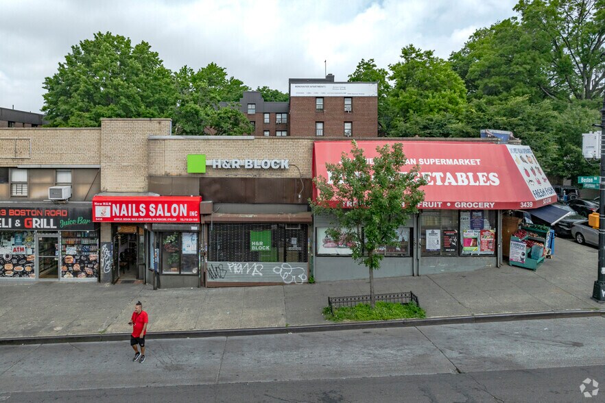 More Photos Of 3421-3439 Boston Rd, Bronx Storefront Retail Office For Lease