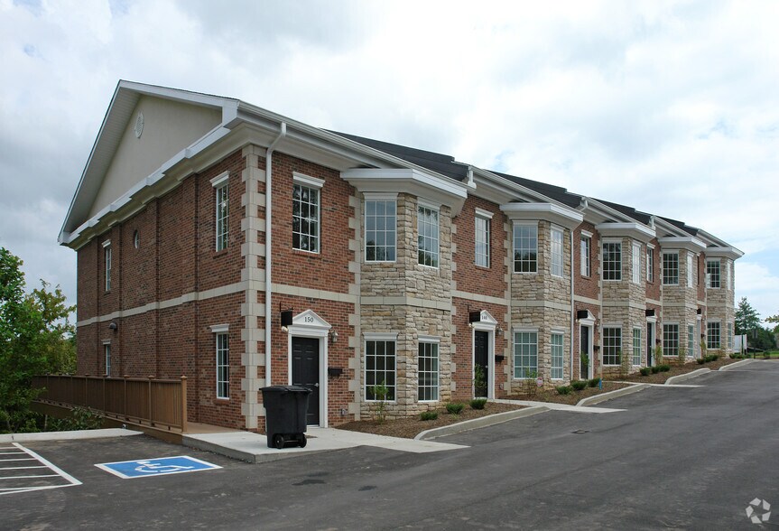 More Photos Of 311 S Royal Oaks Blvd, Franklin Medical For Sale