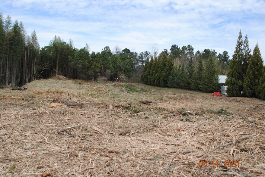 More Photos Of 13180 Veterans Memorial Hwy, Douglasville Land For Sale