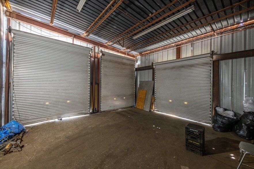 More Photos Of 1795 King Street Ext, North Charleston Warehouse For Sale