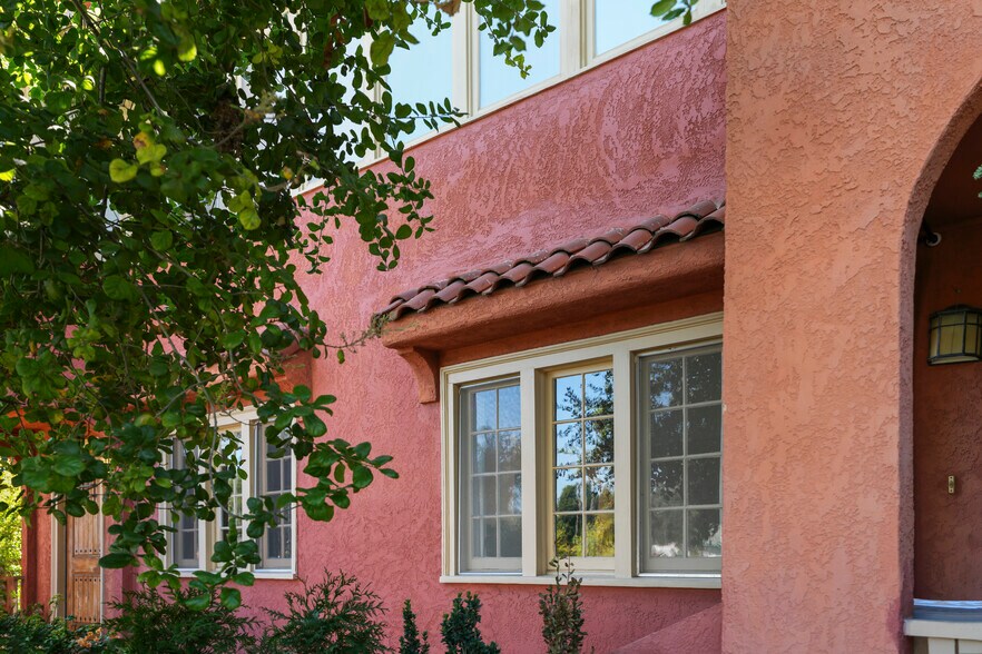 More Photos Of 1501 Westerly Ter, Los Angeles Apartments For Sale