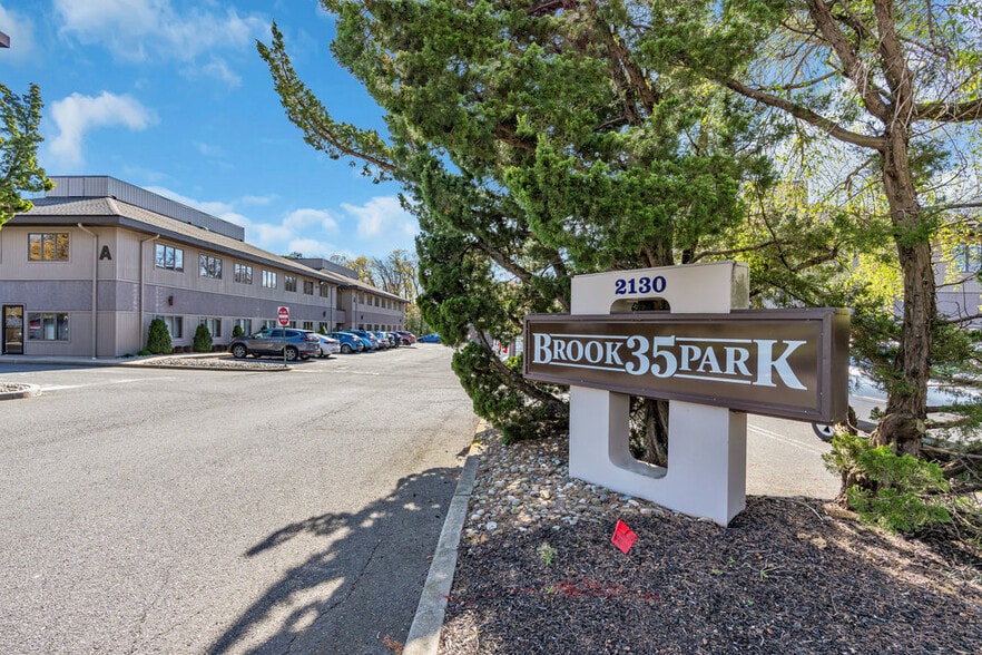 More Photos Of 2130 Highway 35, Sea Girt Medical For Sale