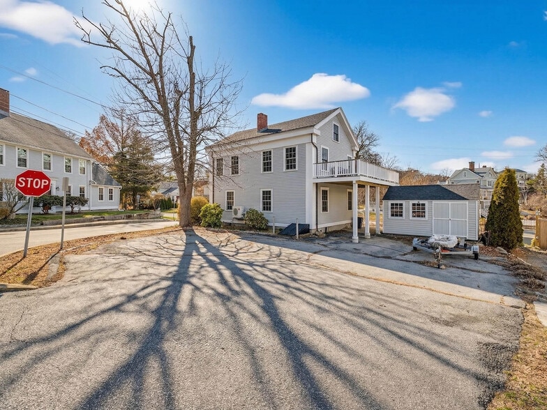 More Photos Of 3 Fort Rachel Pl, Mystic Office Residential For Lease