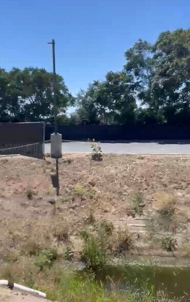 More Photos Of 5245 Live Oak Ave, Oakley Land For Lease