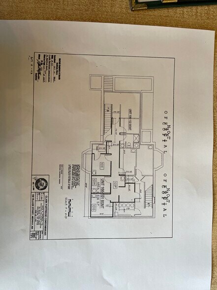 More Photos Of 166 Village St, Medway Office For Lease