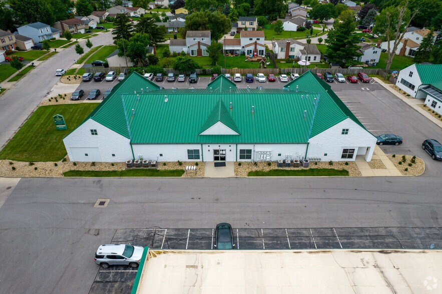 More Photos Of 5500-5518 Nike Dr, Hilliard Office For Sale