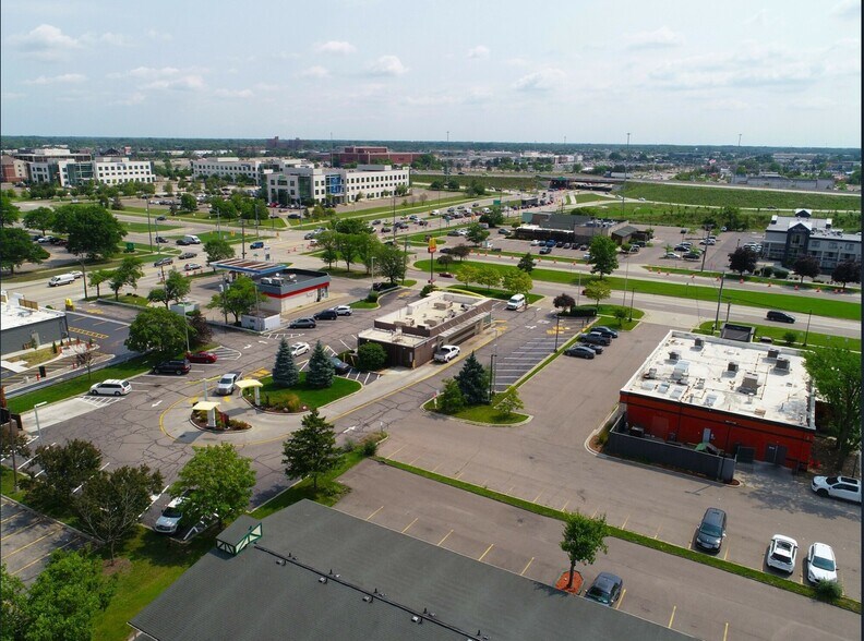 More Photos Of 32811 Stephenson Hwy, Royal Oak Fast Food For Sale