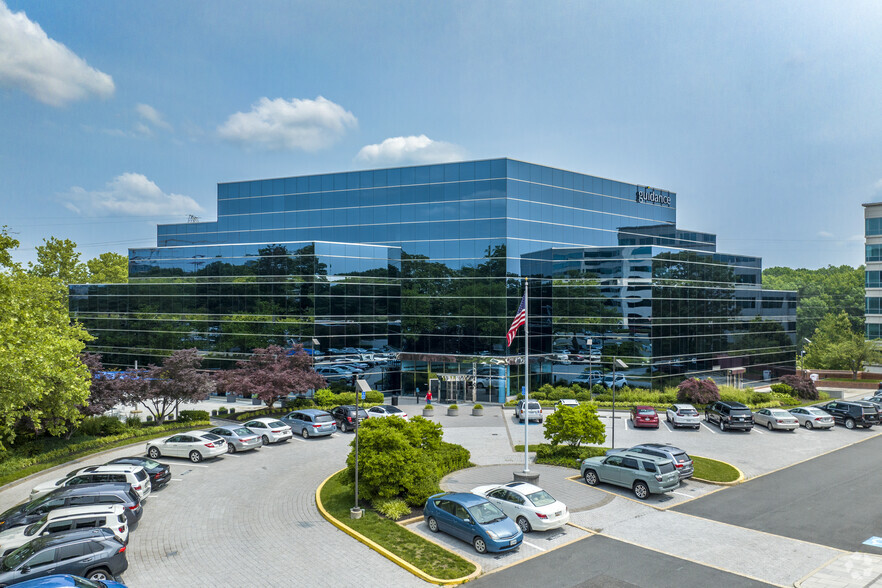 Primary Photo Of 11107 Sunset Hills Rd, Reston Medical For Lease