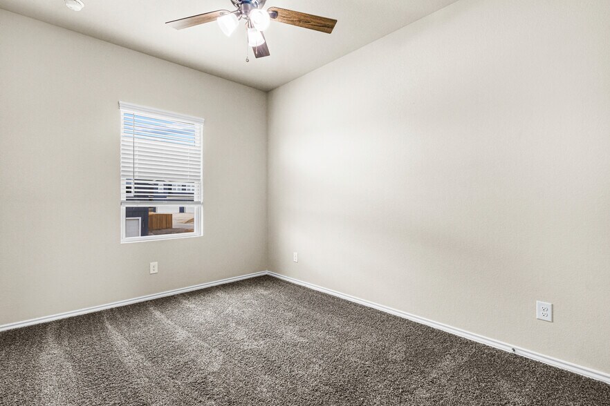 More Photos Of 8911 FM 1560, San Antonio Multifamily For Sale