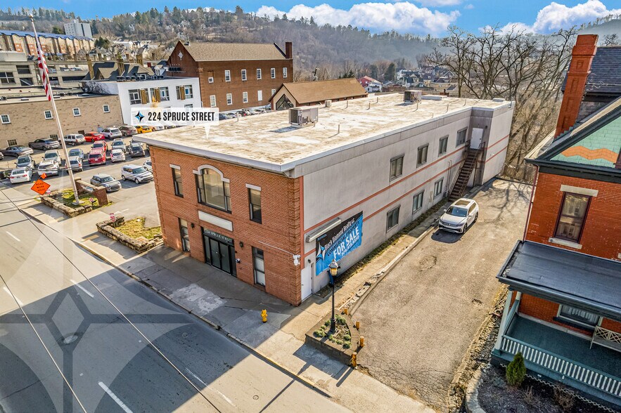 More Photos Of 224 Spruce St, Morgantown Office For Sale