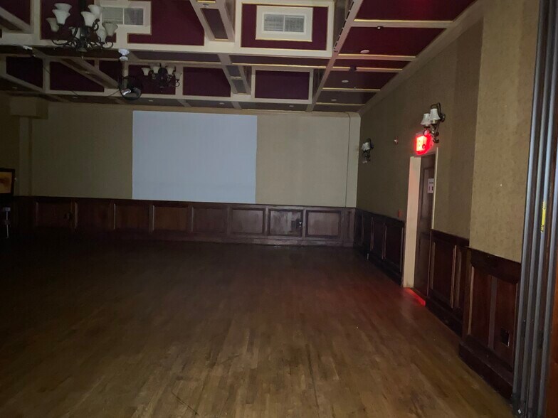 More Photos Of 101 Ward St, Paterson General Retail For Lease