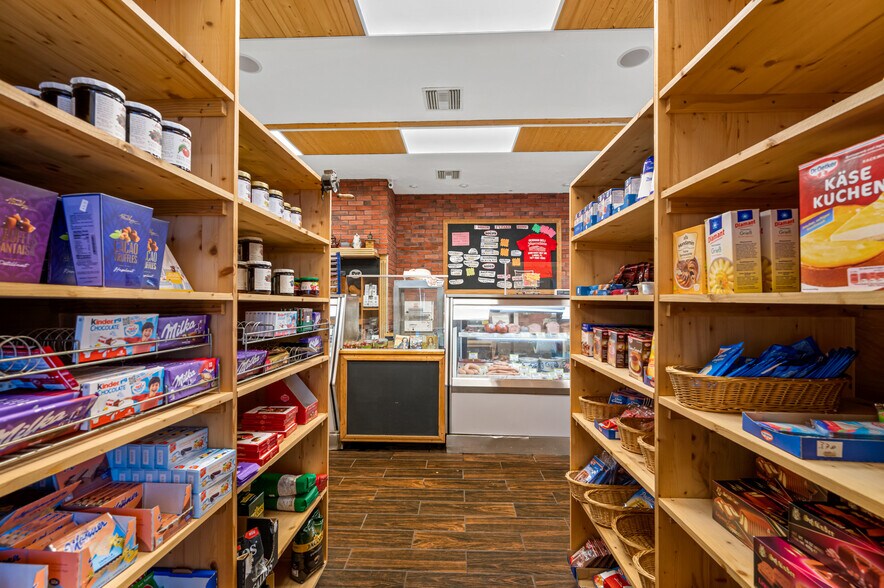 More Photos Of 1995 E Bay Dr, Largo Restaurant For Sale