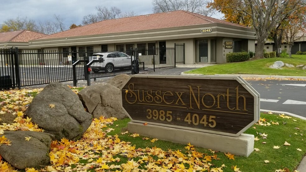 Primary Photo Of 3995 N Fresno St, Fresno Office For Lease