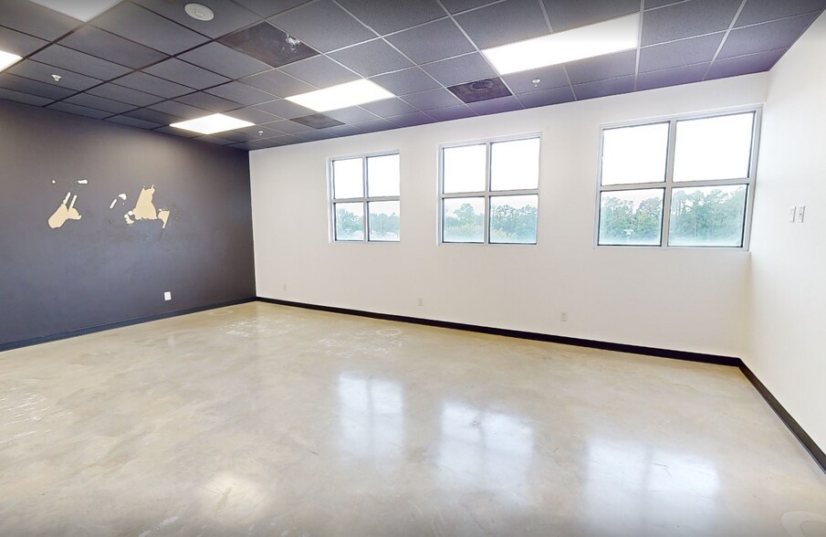 More Photos Of 525 Woodland Square Blvd, Conroe Unknown For Lease