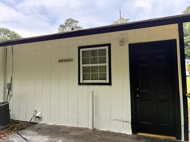 More Photos Of 205 Glenview Ter, Winder Multifamily For Sale