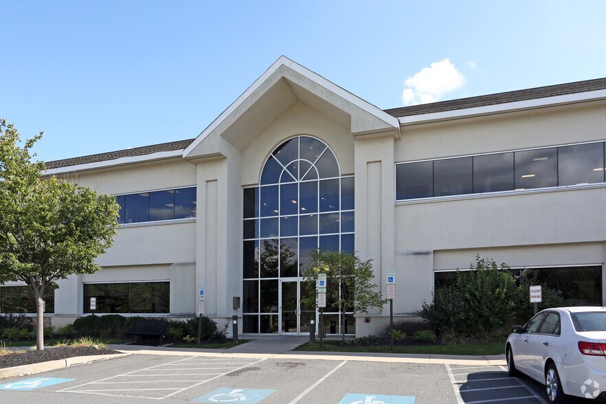 More Photos Of 390 Waterloo Blvd, Exton Medical For Sale