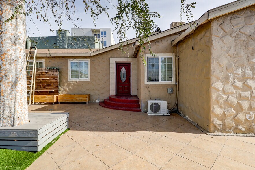 More Photos Of ,  Unknown For Sale