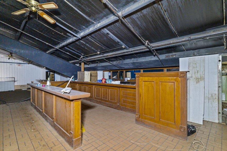 More Photos Of 5105 N Lindbergh Blvd, Florissant Sports And Entertainment For Sale