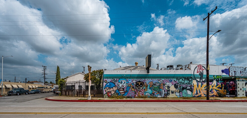 More Photos Of 4901 Telegraph Rd, East Los Angeles Flex For Sale