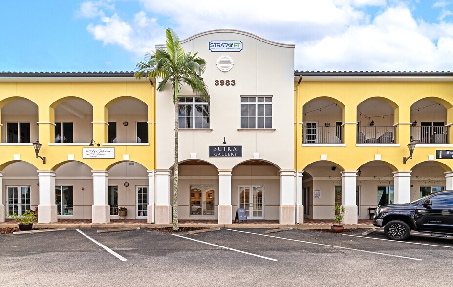 More Photos Of 3983 Destination Dr, Osprey Storefront Retail Office For Lease