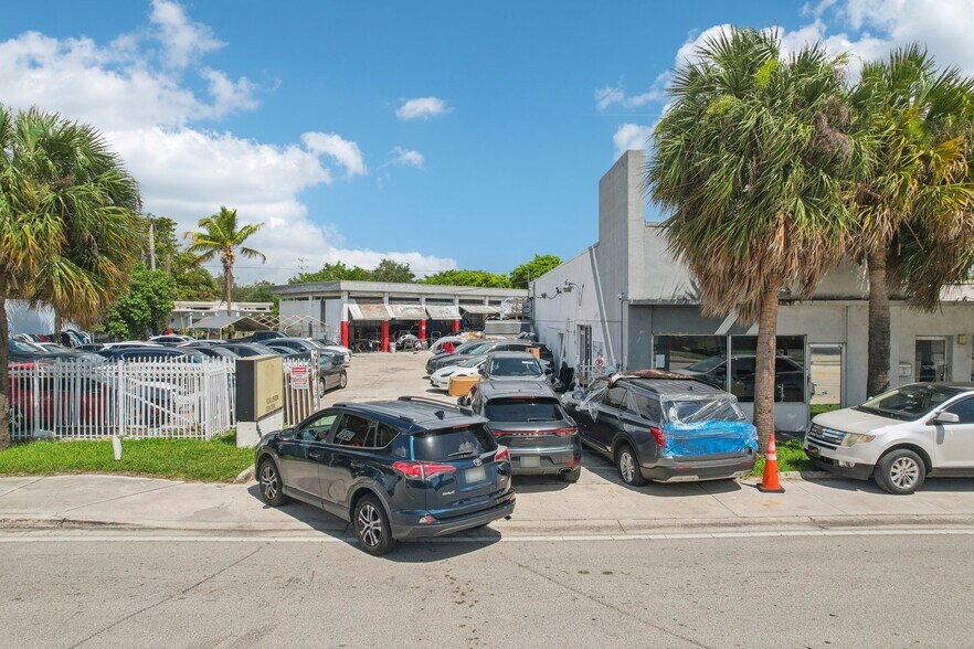 More Photos Of 15150 W Dixie Hwy, North Miami Beach Auto Repair For Sale