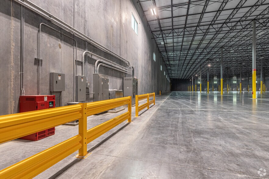 More Photos Of 4601 McCall Rd, Rincon Unknown For Lease