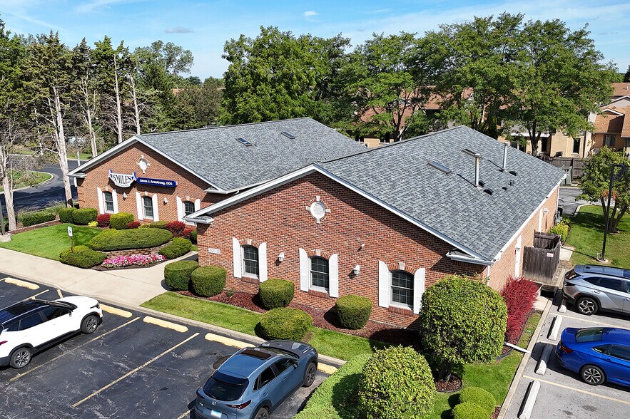 More Photos Of 7620-7632 W 159th St, Orland Park Office For Sale