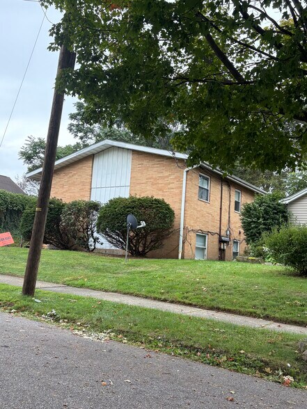 More Photos Of , Akron Multifamily For Sale