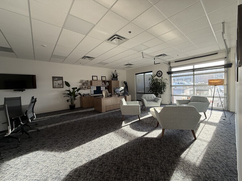 More Photos Of 3939 Kearney St, Denver Manufacturing For Sale