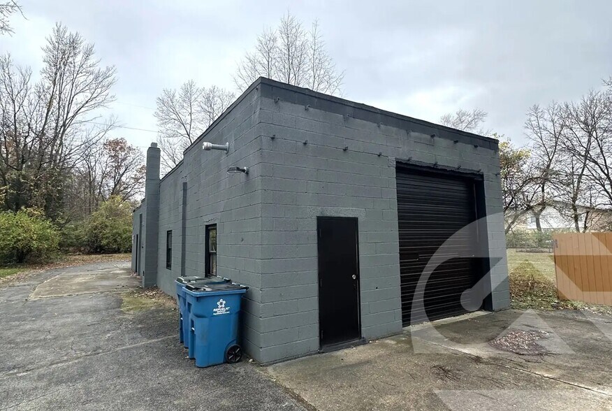 Primary Photo Of 4523 N Holland Sylvania Rd, Toledo Industrial For Lease
