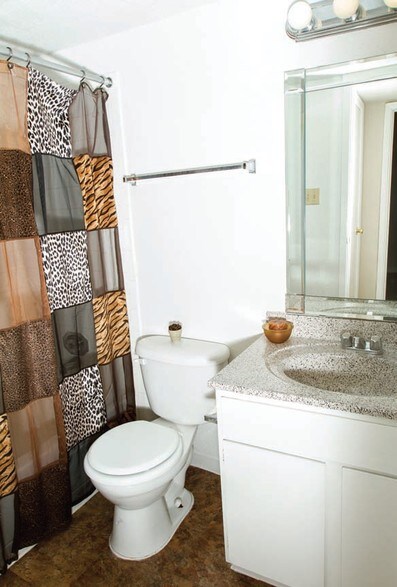 More Photos Of 12803 Northborough Dr, Houston Apartments For Sale