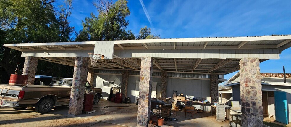 More Photos Of 10850 N Avenue 76 E, Dateland Lodge Meeting Hall For Sale