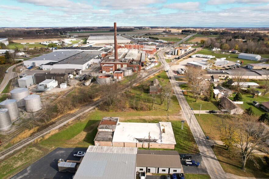 More Photos Of 1020 N 5th St, Fremont Light Manufacturing For Sale