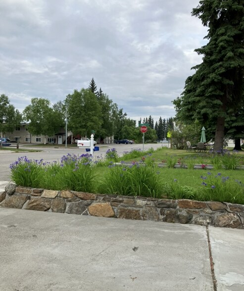 More Photos Of 205 A St, Fairbanks Hotel For Sale