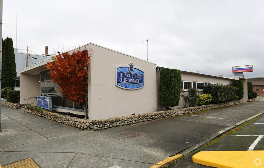 More Photos Of 700 Murdock St, Sedro Woolley Office For Sale