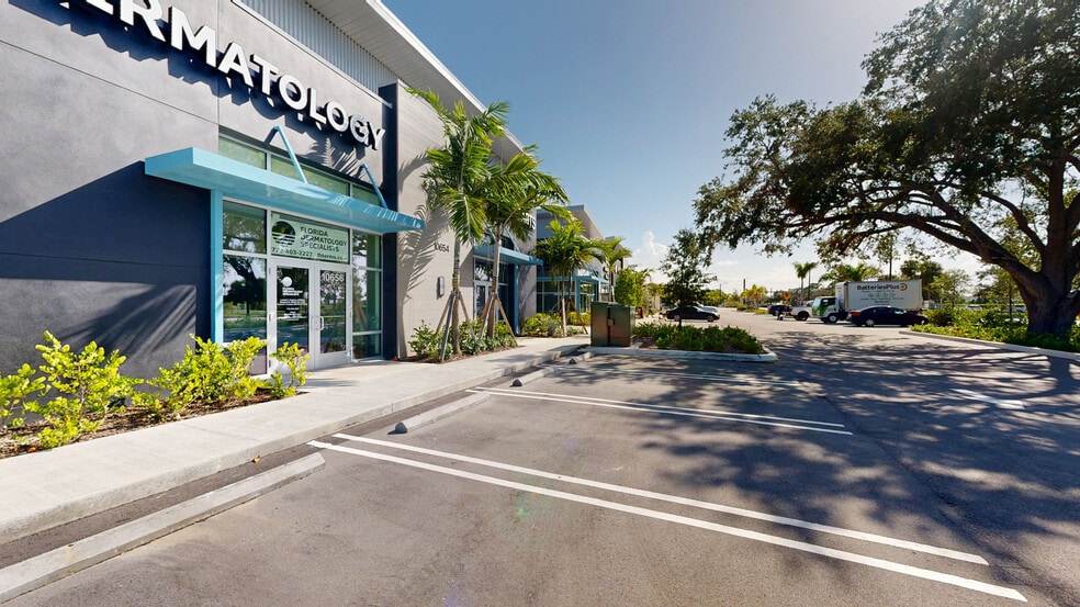 More Photos Of 10650 SW Crosstown Pky, Port Saint Lucie Freestanding For Sale