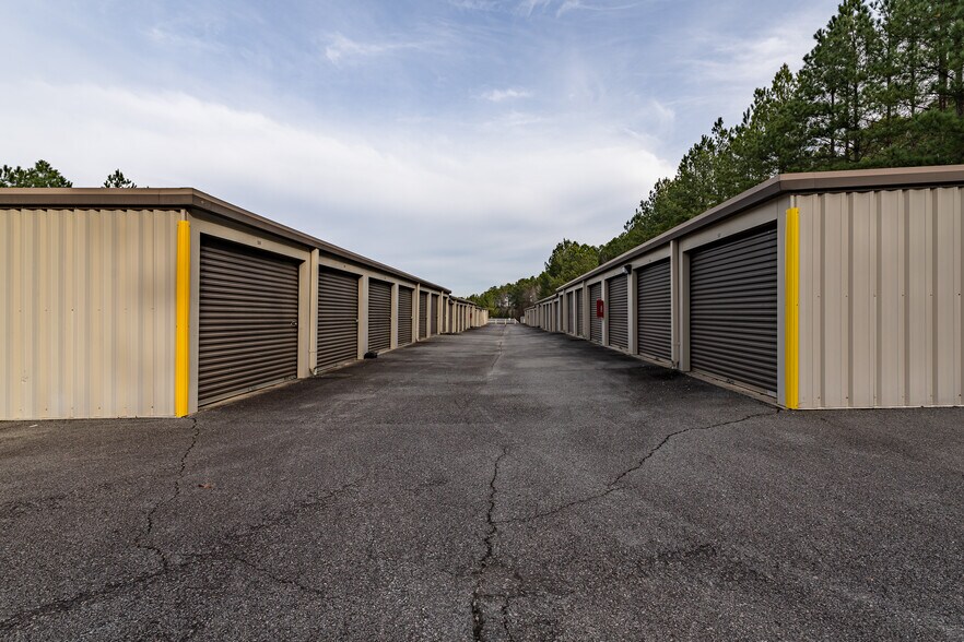 More Photos Of 5000 Tharrington Rd, Garner Self Storage For Sale