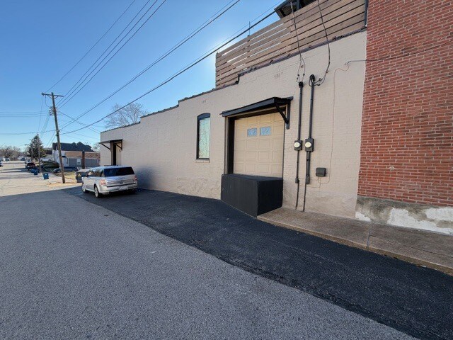 More Photos Of 770 Lemay Ferry Rd, Saint Louis Manufacturing For Sale