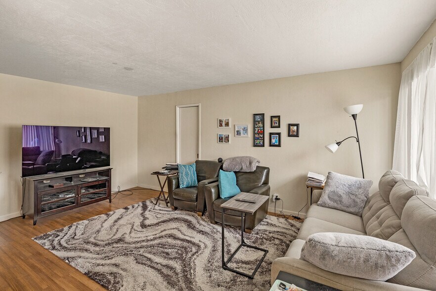 More Photos Of 2388 Karen Dr, Santa Clara Apartments For Sale
