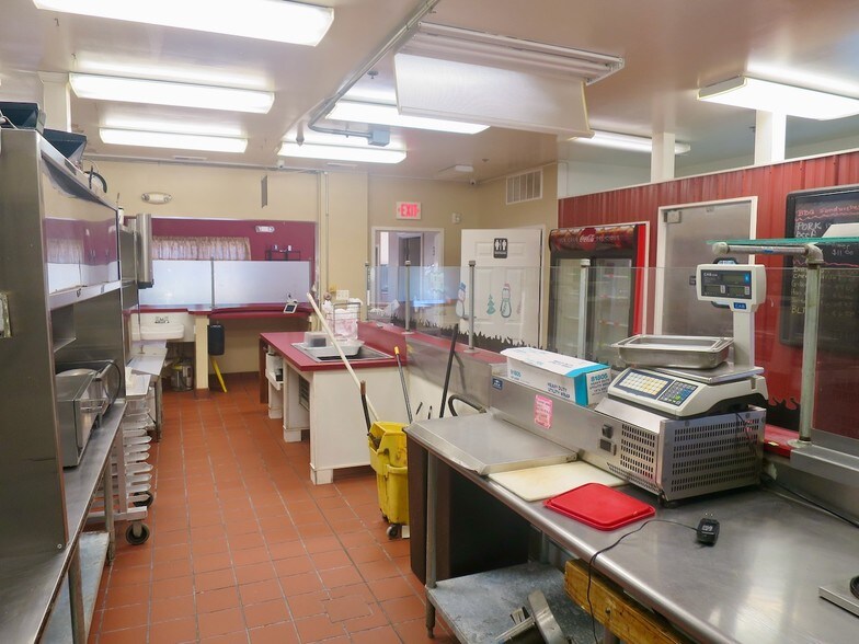 More Photos Of 2833 Baltimore Blvd, Finksburg Restaurant For Sale