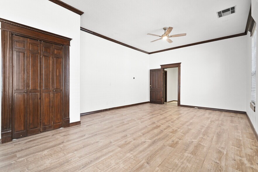 More Photos Of 1127 Wyoming Ave, El Paso Loft Creative Space For Lease