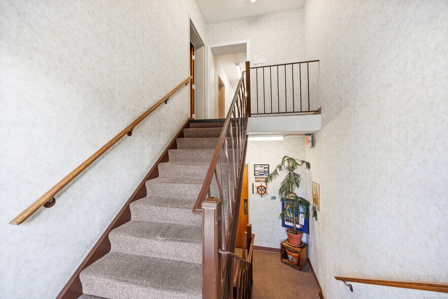 More Photos Of 350 S Main St, Cheshire Medical For Sale