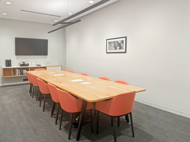 More Photos Of 1201 Fannin St, Houston Coworking Space