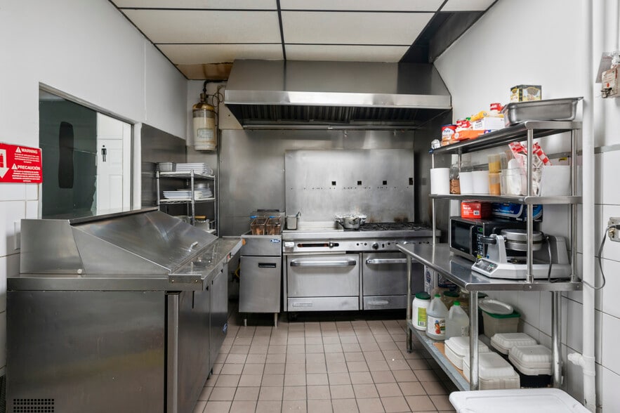 More Photos Of 168-180 N Main St, Port Chester Storefront Retail Office For Sale