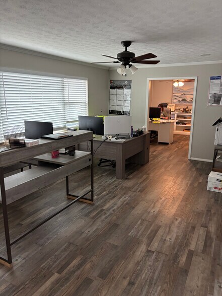 More Photos Of 1219 Transmitter Rd, Panama City Freestanding For Sale