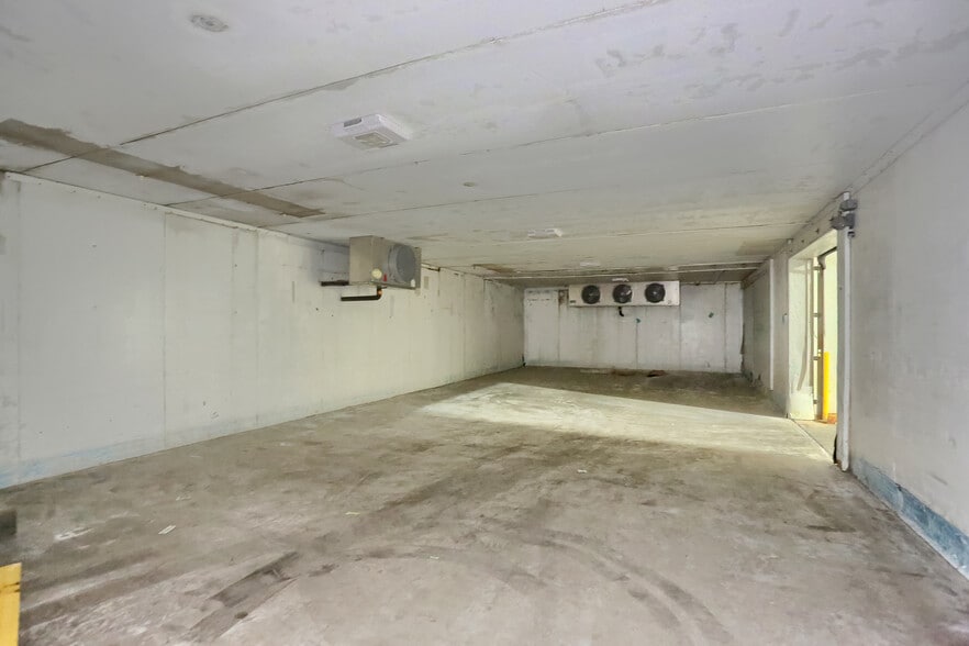 More Photos Of 144-148 Pennsylvania Ave, Charleroi Food Processing For Sale