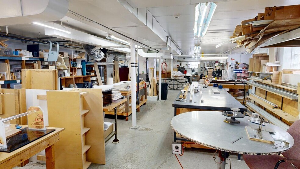 More Photos Of 21706 E US Highway 30, Lynwood Warehouse For Sale